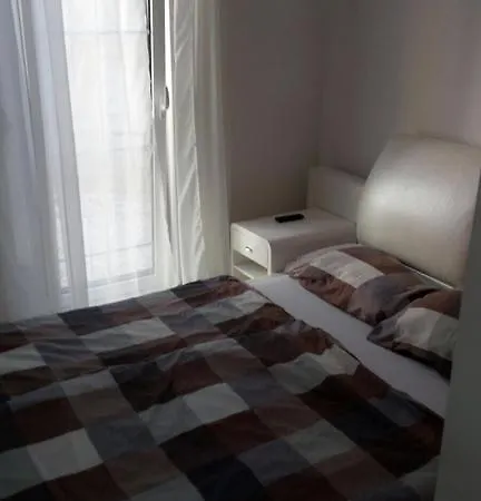 Franka Apartment Vir