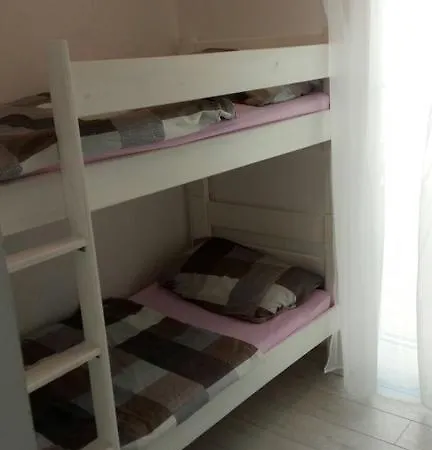 Franka Apartment *