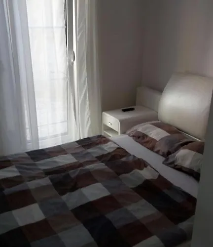 Franka Apartamento Vir